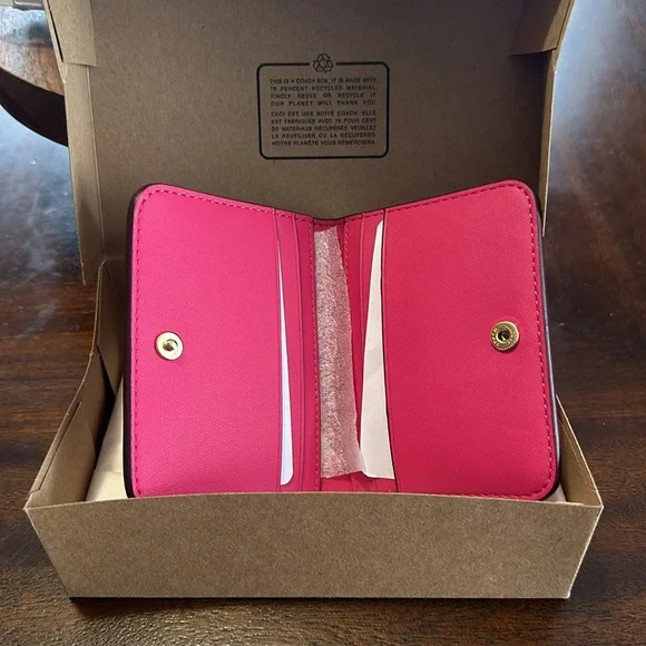 Coach Bifold Card Case GOLD/BOLD PINK NWT - Picture 4 of 6
